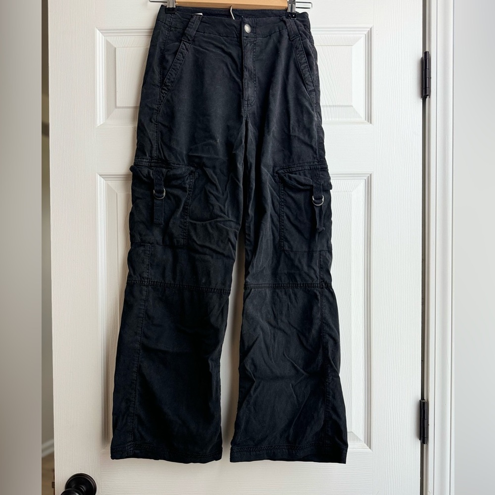 American Eagle cargo stretch 00 Short